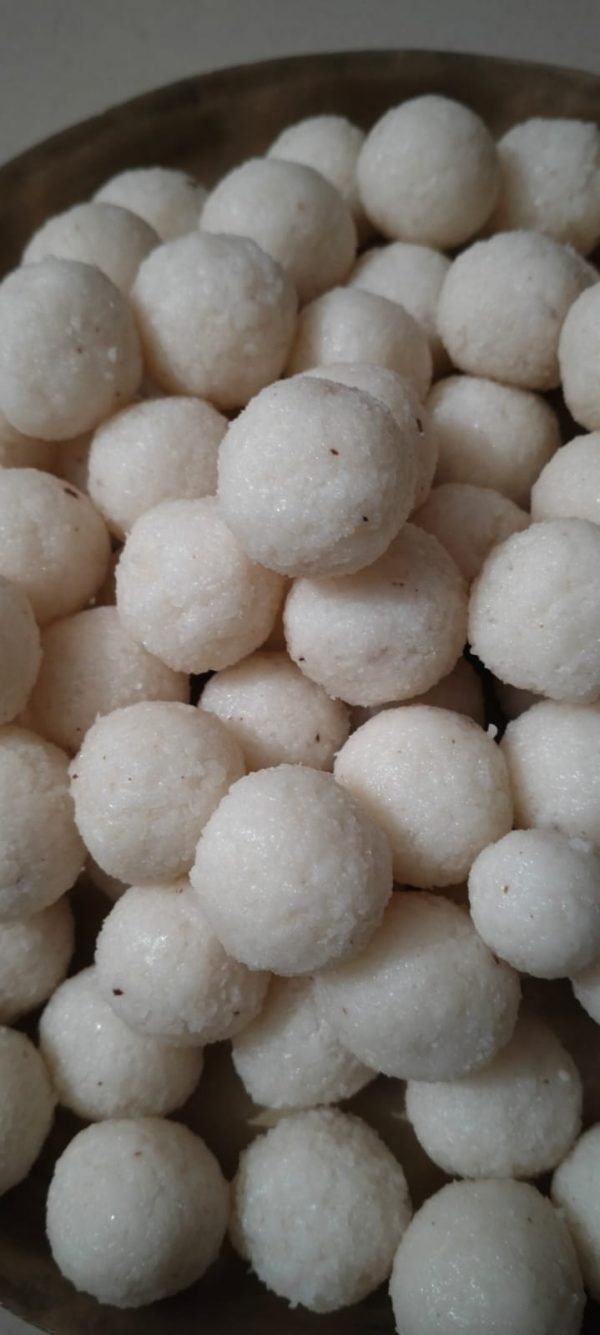 নারকেল নাড়ু (চিনি)